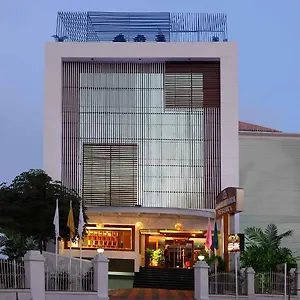 **** Hotel Ambalakkara Regency India